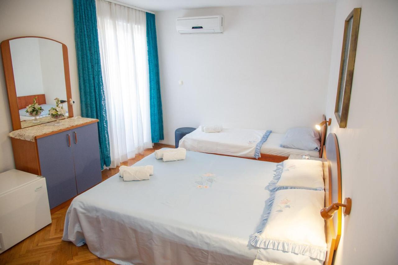 Royal Rooms Novalja Exterior foto